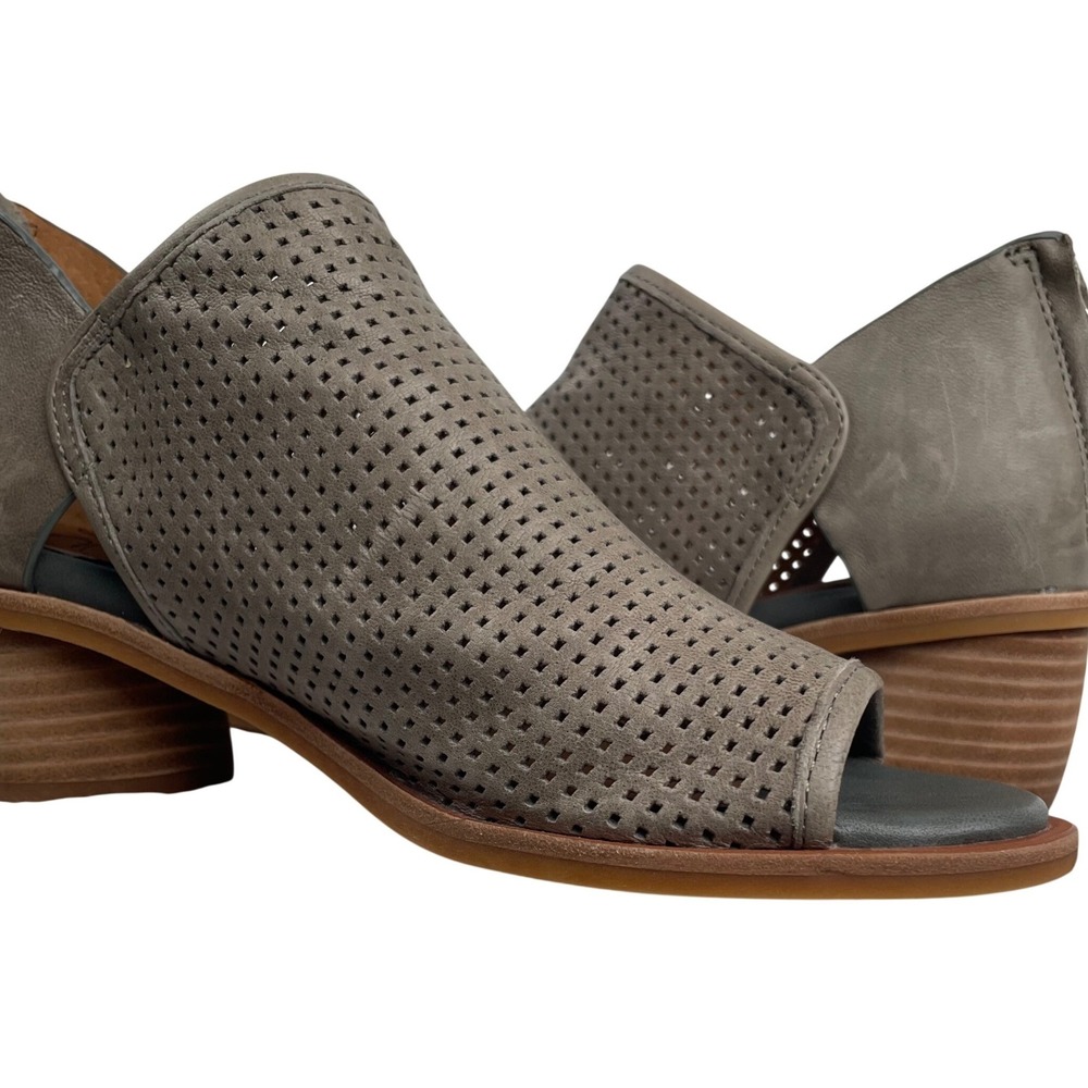Sofft Grey Leather Perforated Peep Toe Ankle Booties SF0051598 Womens 6.5 M